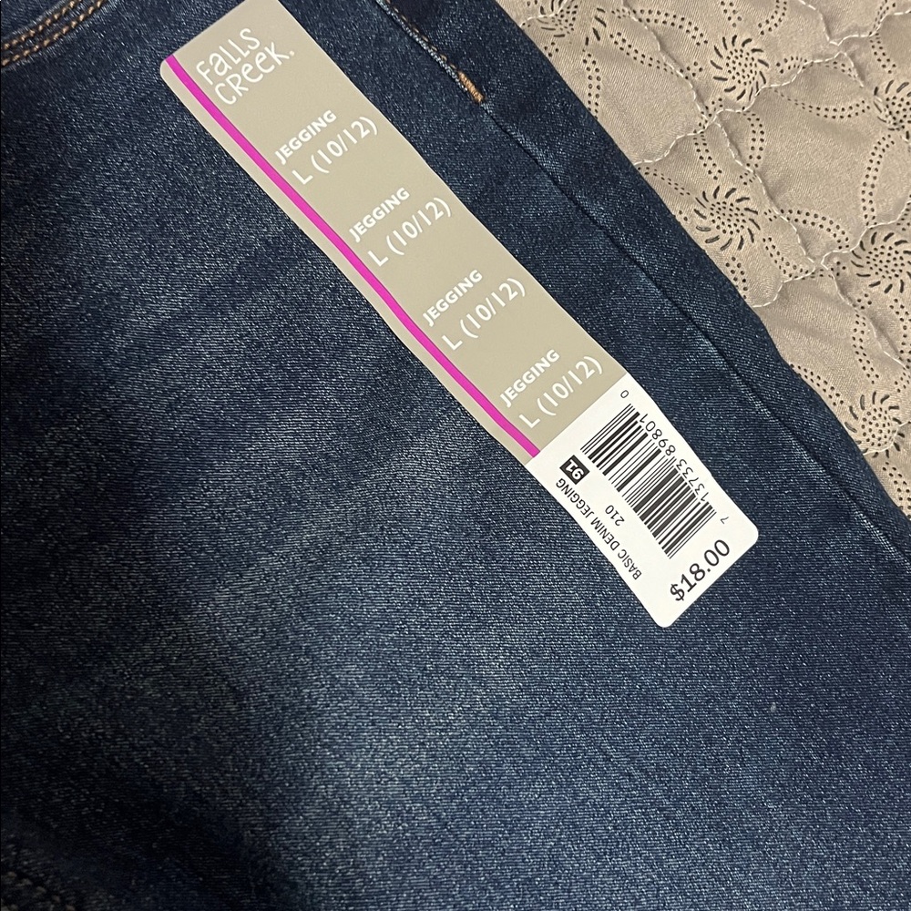 Falls Creek Deep Indigo Jeggings - Picture 2 of 5